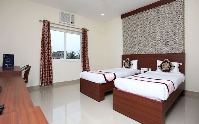 OYO 10271 Hotel Guest INN