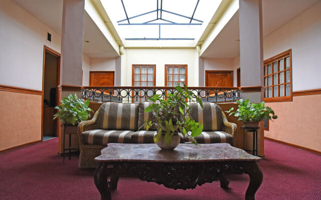 Hotel Del Rey