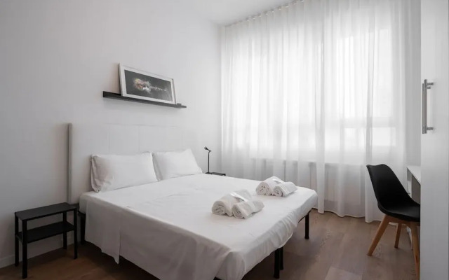 Carducci Modern Apartment 3 by Wonderful Italy