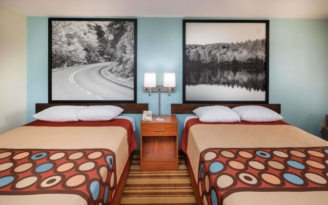 Super 8 Burlington NC