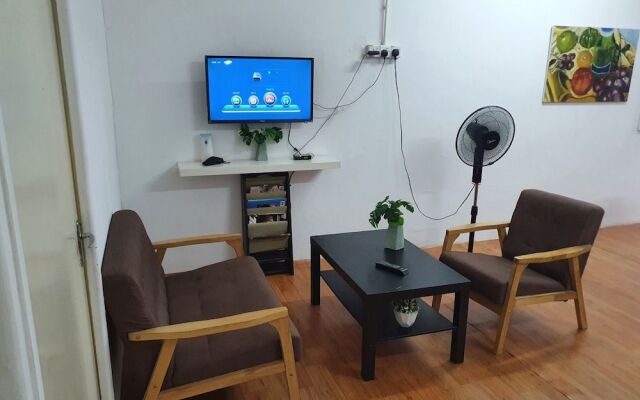 OYO Home 90402 Lumut Guest House