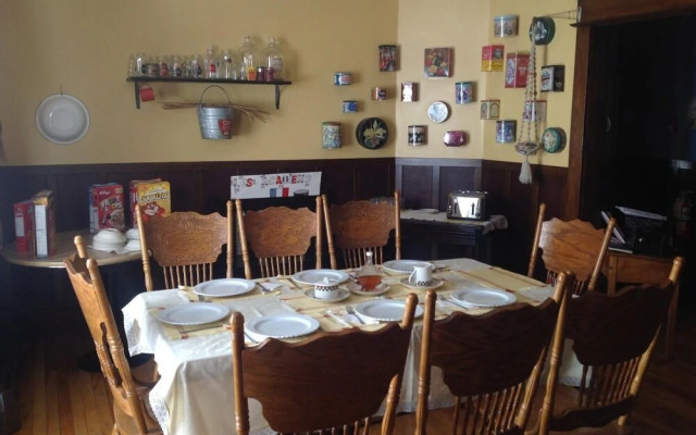 Maison McKenzie House