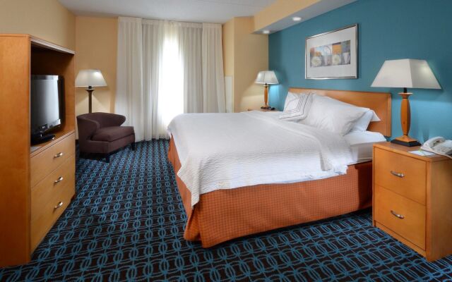 Fairfield Inn & Suites by Marriott Roanoke Hollins/I-81