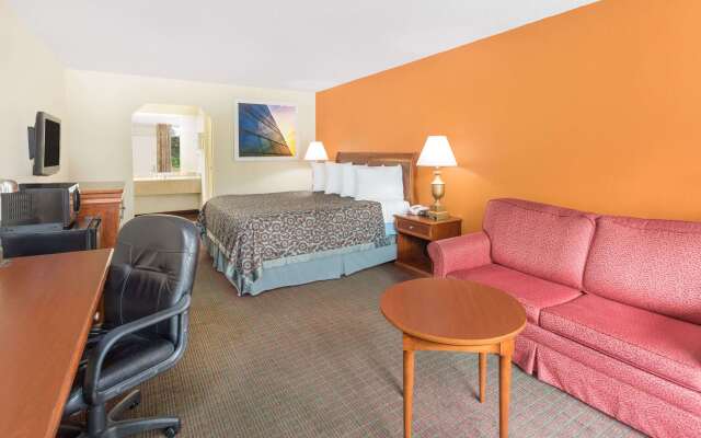 Days Inn by Wyndham Orangeburg South