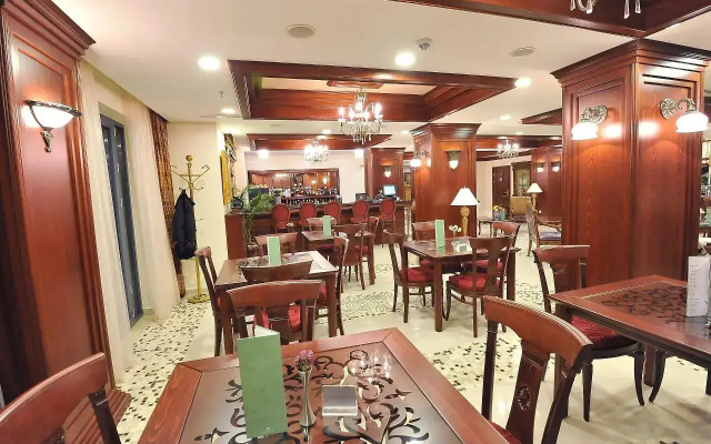 Alexander Mountain Resort