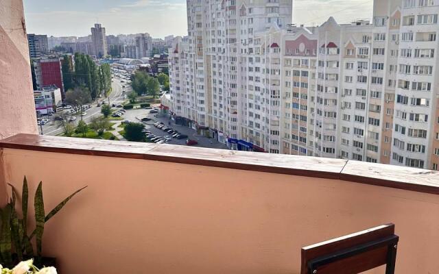 Apartments on 10A Merkulova Street