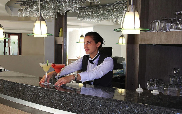 Country International Hotel