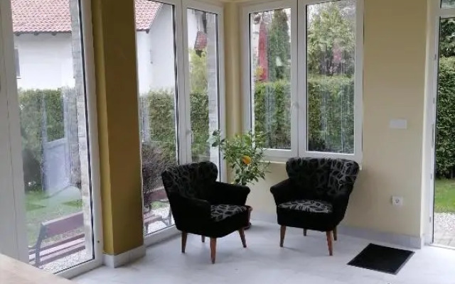 Villa Bozovic