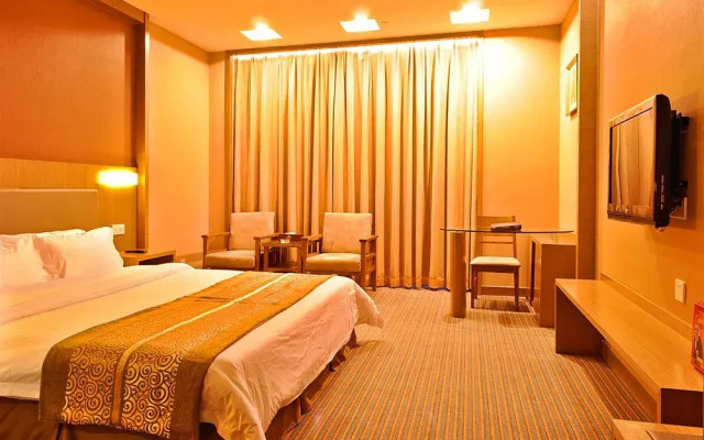 Kinson Hotel