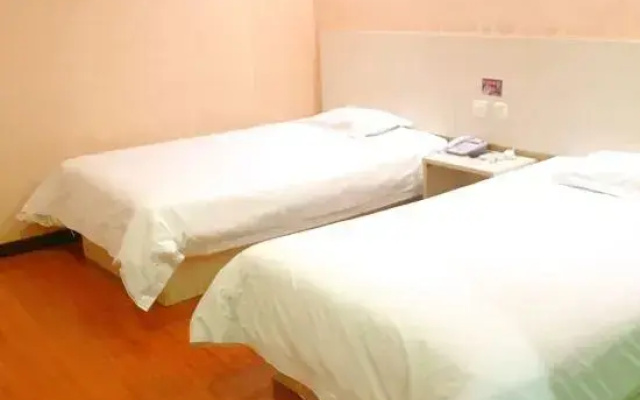 Homeinn Hotel (Ningbo Tianyi Square Center)