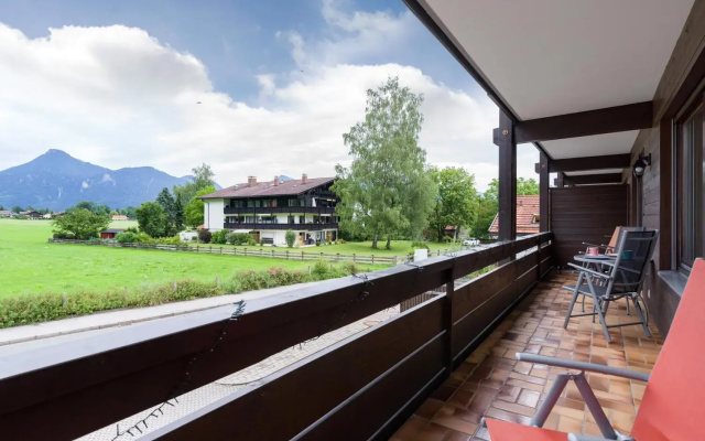 Moderner Ferienwohnung mit 2 Schlafzimmer und großen Balkon