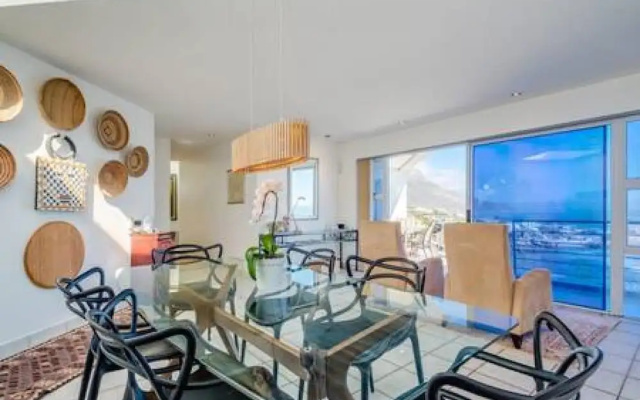 Immaculate Penthouse w Views Splash Pool CBT Penthouse