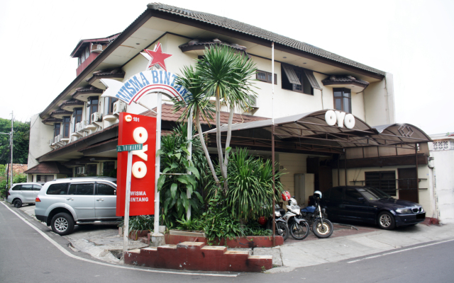 OYO 181 Wisma Bintang Near RSUD Johar Baru