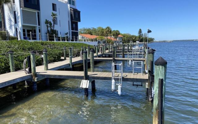 Care a weigh in Manasota Key