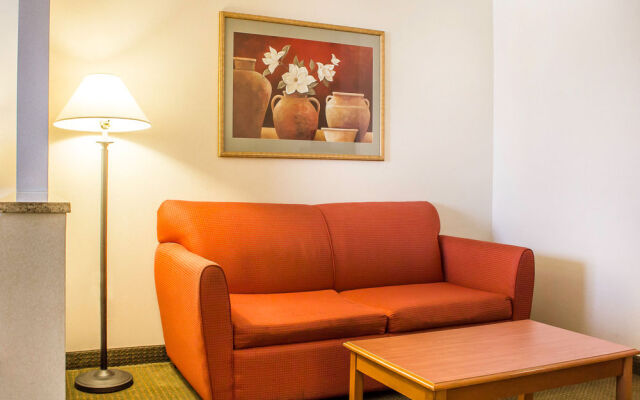 Comfort Inn And Suites