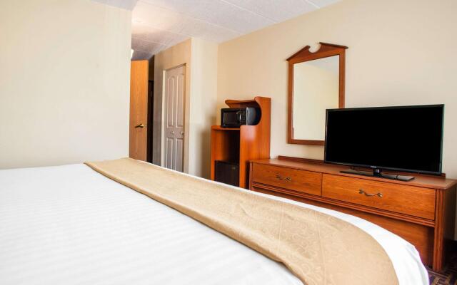 Quality Inn Bolingbrook I-55