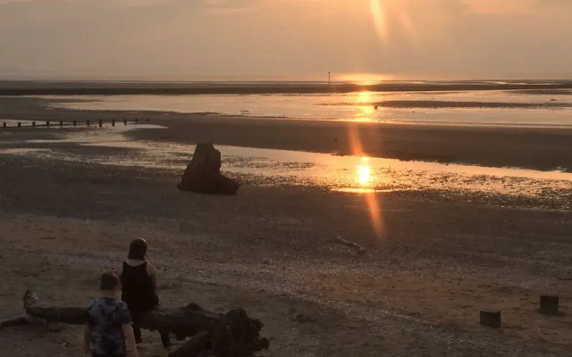 Rhyl E Cool