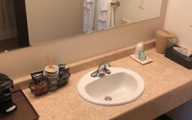 Yellowstone Big Rock Inn