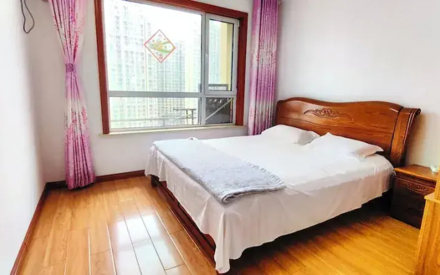 Blessed Family 2BR Apartment 9-1503
