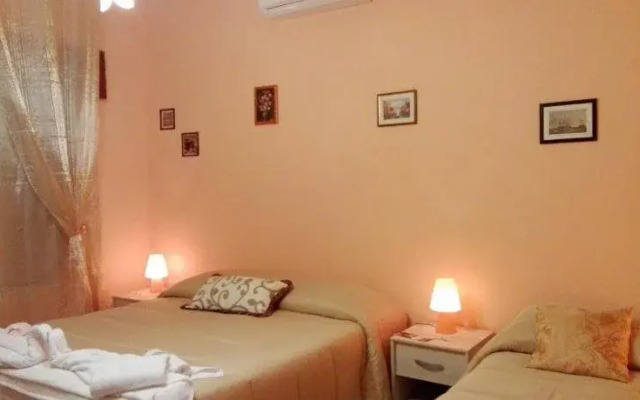 Casa Holiday Sea Etna Di Enza