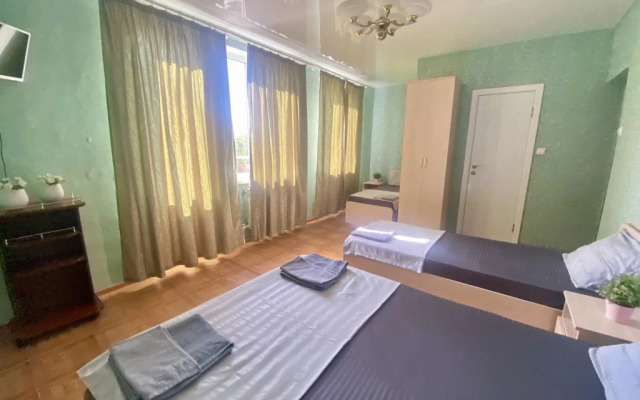 Guest House on Krasnykh Partizan Street