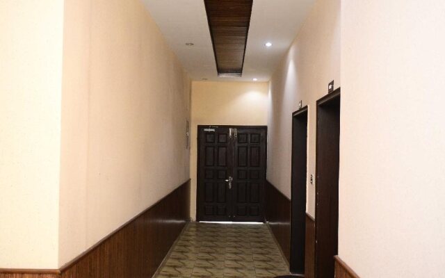 Hotel 12J