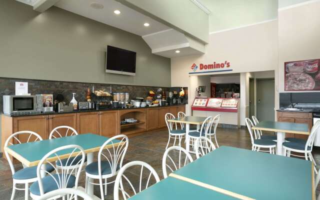 Ramada Limited Merritt
