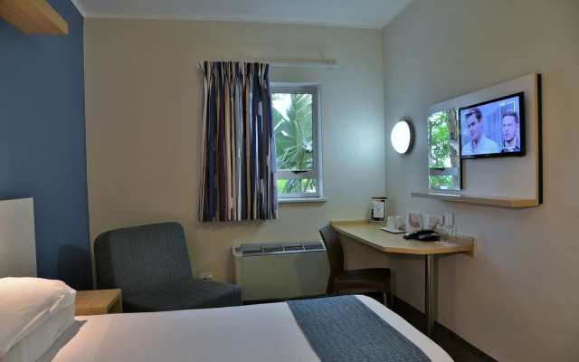 Road Lodge Cape Town International Airport