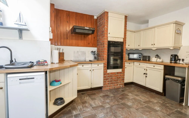 Saddlers Cottage