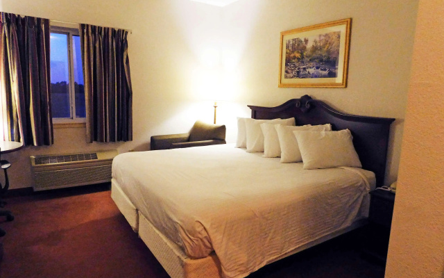 Americas Best Value Inn Fredonia