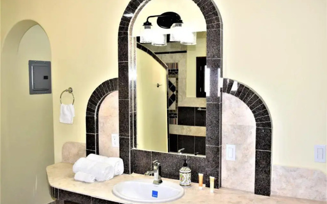 Hacienda Monarcas Resort