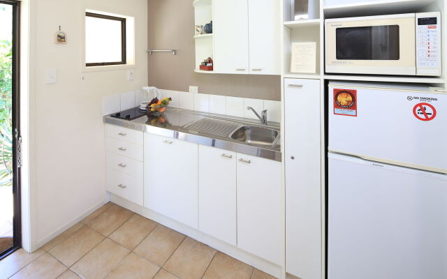 Onetangi Beach Apartments