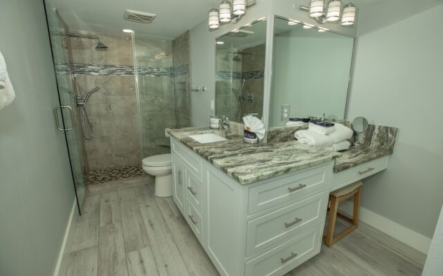 2106 is a Gulf Front 3 bedroom unobstructed views by RedAwning