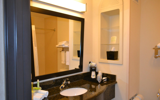 Holiday Inn Express Hotel & Suites Odessa by IHG