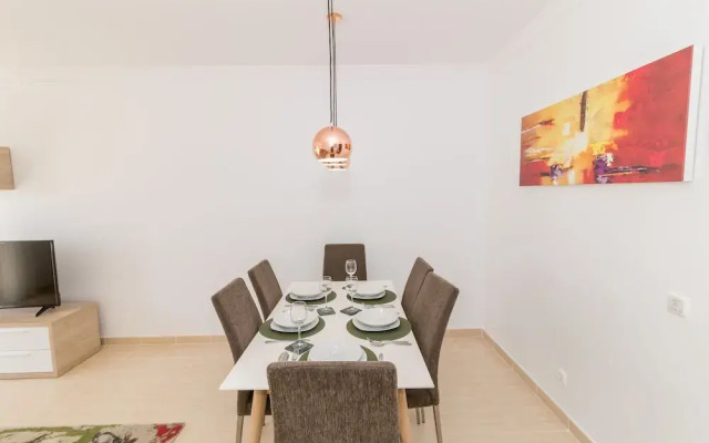 Albufeira Sunny Apartment 2 by Homing
