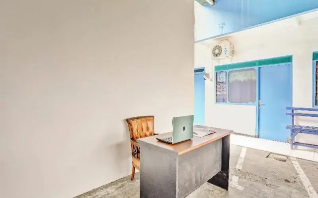 Homestay Jenggolo by Oyo Rooms