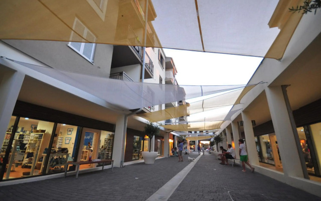 Arena Verudela Beach Apartments