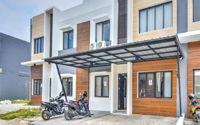 OYO 3346 Rukos Colombus G5