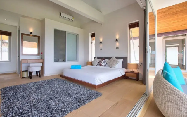 18 Bedroom Luxury Sea View Villas