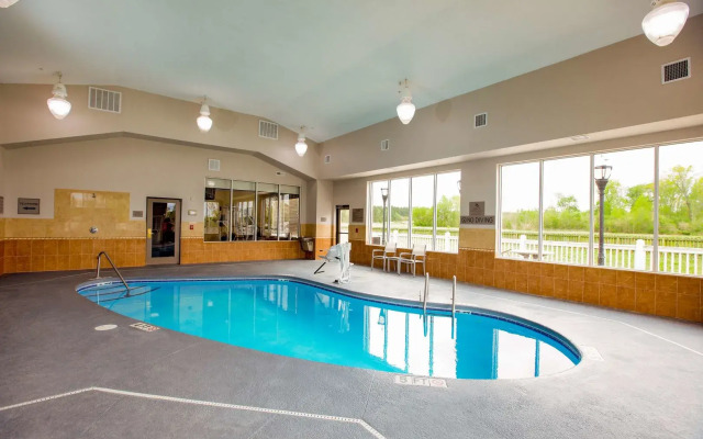 Country Inn & Suites by Radisson, Wilson, NC