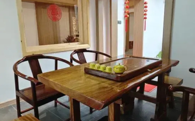 Anmeng Xiaozhu Homestay (Guilin Railway Station Wanxiang City)