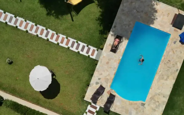 Pousada Flores do Campo