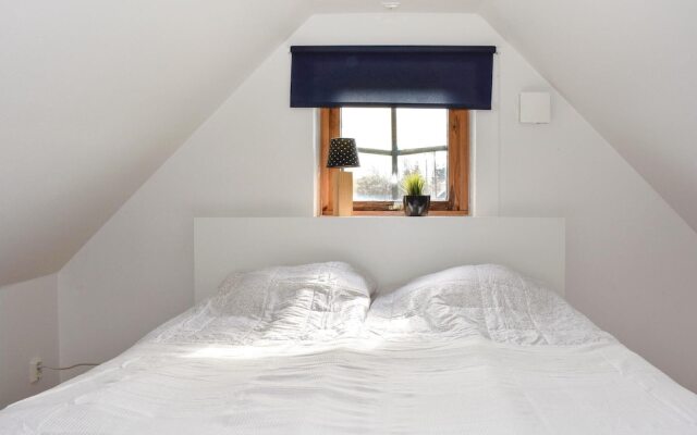 Nice Home in Borrby With 3 Bedrooms and Wifi