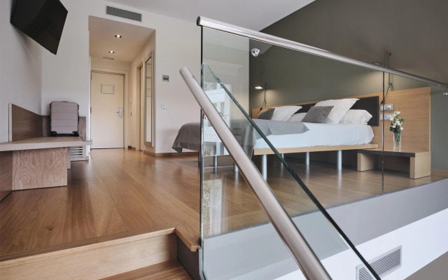 Qgat Suites & Events