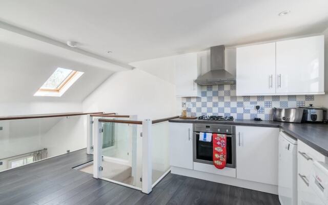 Beautiful 2 Bedroom Family Home