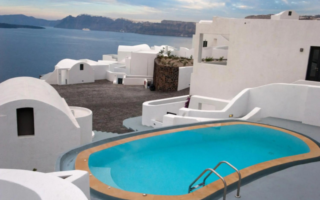 Grand Ambassador Santorini Hotel
