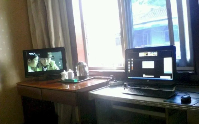 Airport 9 Plus 9 Budget Hotel