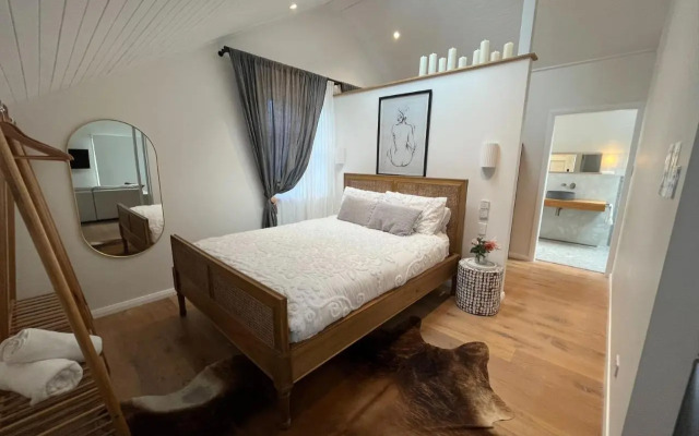 Tea Gardens Loft