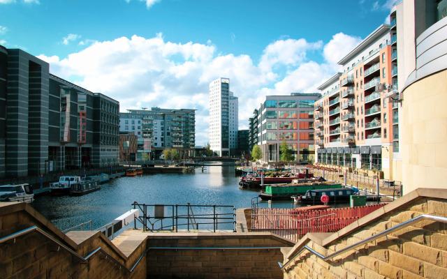 Holiday Inn Express Leeds City Centre Armouries by IHG