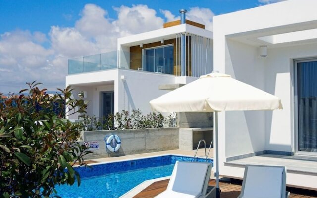 Paradise Cove Luxurious Beach Villas Aqua 2 Bedroom Villa